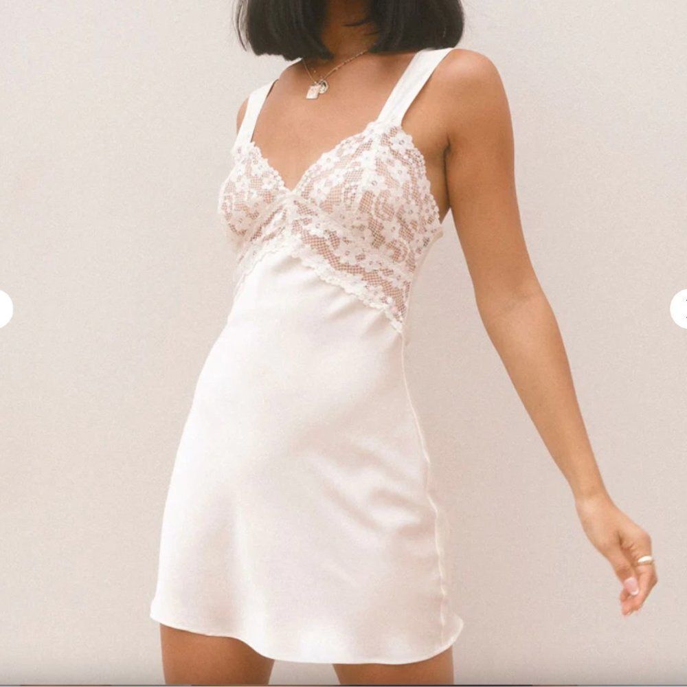 Lioness white satin laced dress size xs